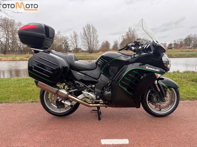 kawasaki - 1400-gtr