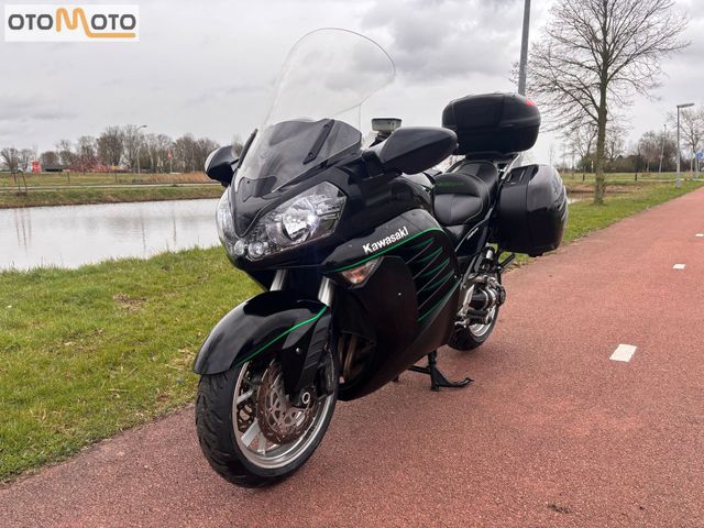 kawasaki - 1400-gtr