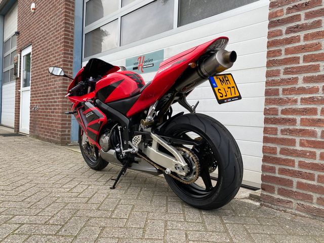 honda - cbr-600-rr