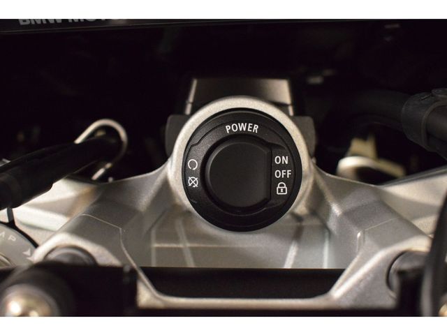 bmw - f-900-xr