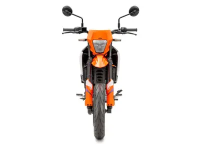 KTM 125 SMC R – foto 4