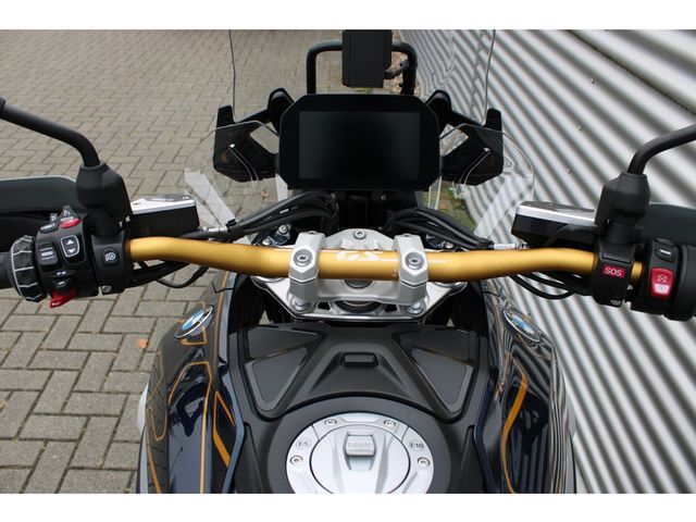 bmw - r-1300-gs