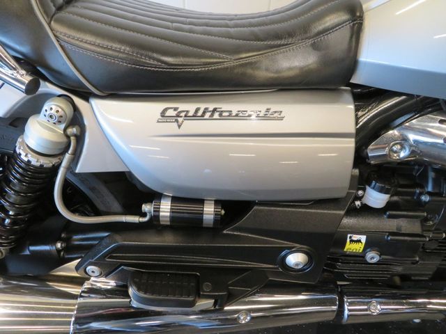 moto-guzzi - california-1400-custom-abs