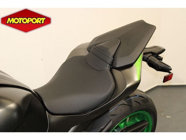kawasaki - z1100-se