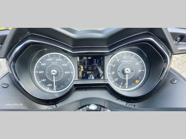 yamaha - x-max-300-abs