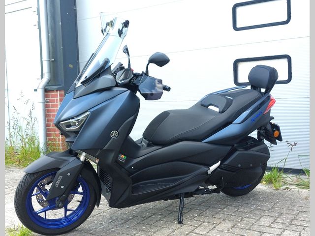yamaha - x-max-300-abs