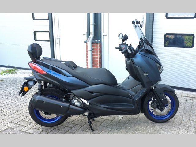 yamaha - x-max-300-abs