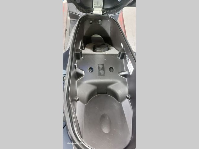 yamaha - x-max-300-abs