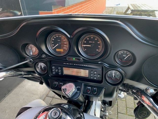 harley-davidson - electra-glide-ultra-classic-flhtcu