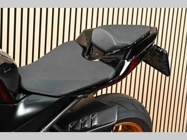 honda - cbr-1000-rr-r-fireblade-sp