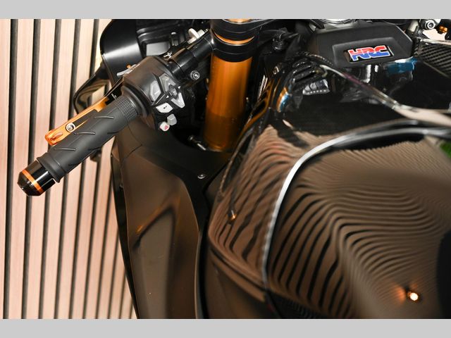 honda - cbr-1000-rr-r-fireblade-sp