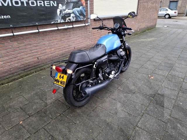 moto-guzzi - v-7-iii-stone