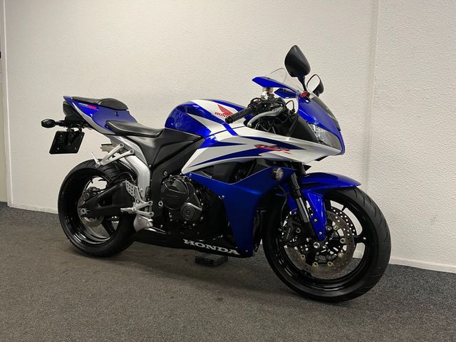 honda - cbr-600-rr