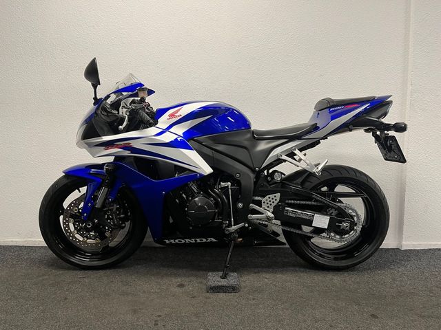 honda - cbr-600-rr