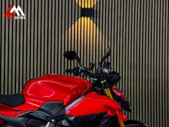 Ducati Streetfighter V4 S 2025 occasion – foto 16 van 18