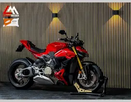 Ducati Streetfighter V4 S 2025 occasion