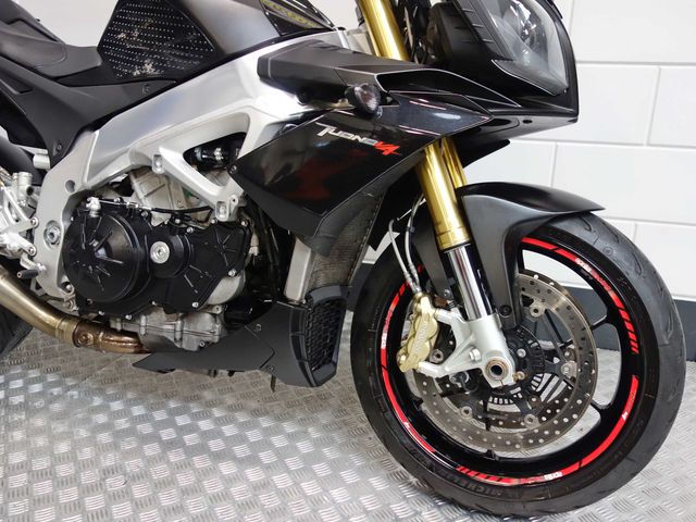 aprilia - tuono-v4