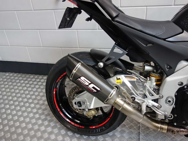 aprilia - tuono-v4
