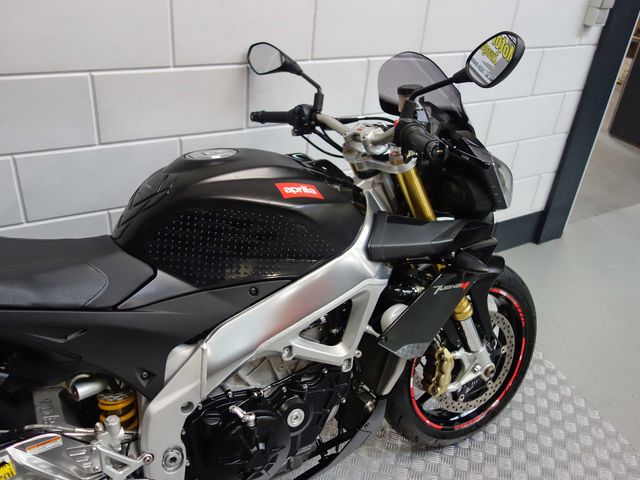 aprilia - tuono-v4