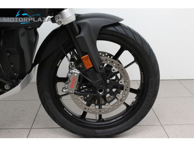 bmw - r-1300-gs-adventure