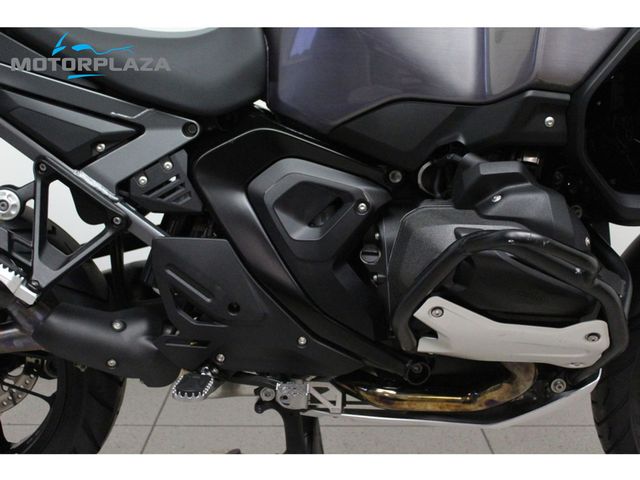 bmw - r-1300-gs-adventure
