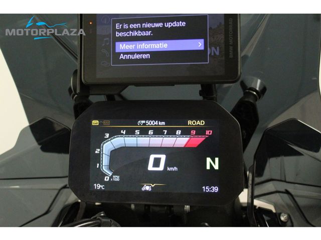 bmw - r-1300-gs-adventure
