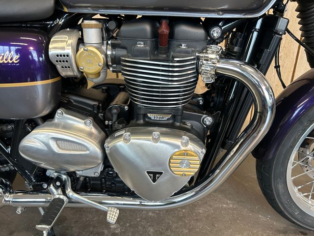 triumph - bonneville--t-120