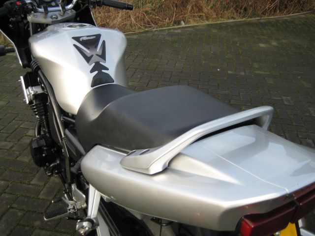 yamaha - fzs-600-fazer
