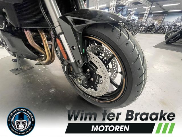 kawasaki - versys-1100-se