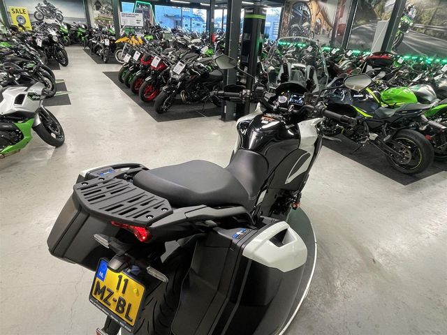 kawasaki - versys-1100-se