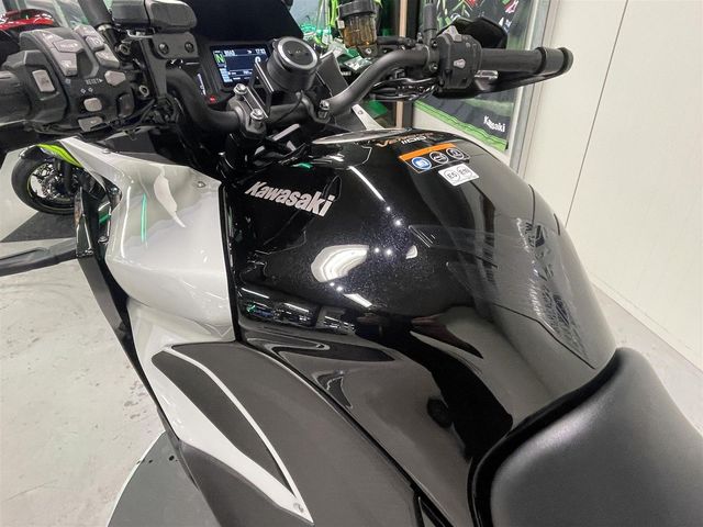 kawasaki - versys-1100-se