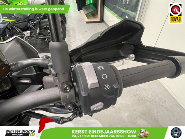 kawasaki - versys-1100-se