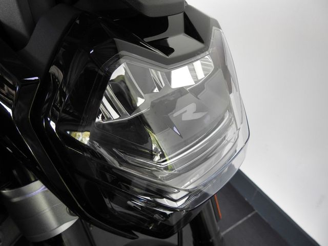 bmw - f-900-r