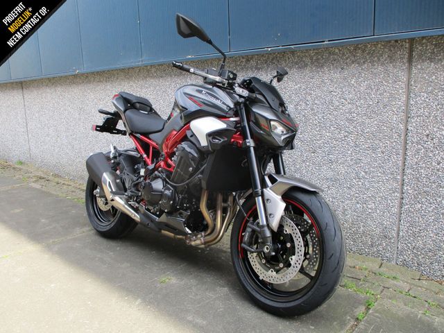 kawasaki - z900