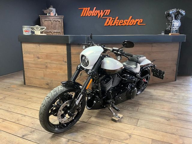 harley-davidson - breakout-pro-street-cvo