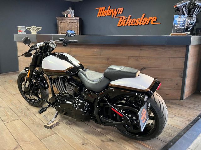 harley-davidson - breakout-pro-street-cvo