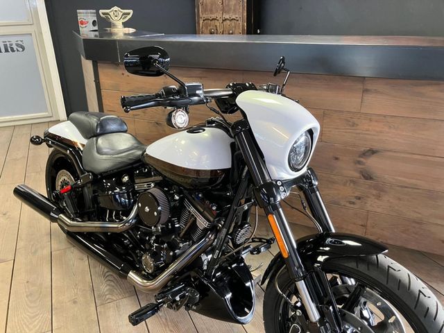 harley-davidson - breakout-pro-street-cvo