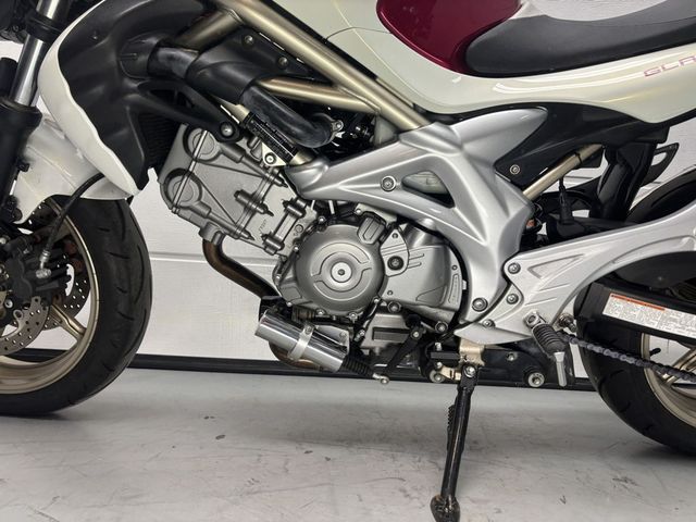 suzuki - gladius