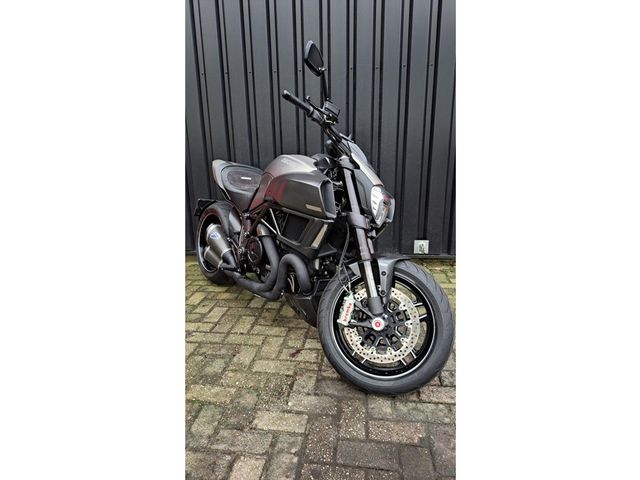 ducati - diavel-titanium