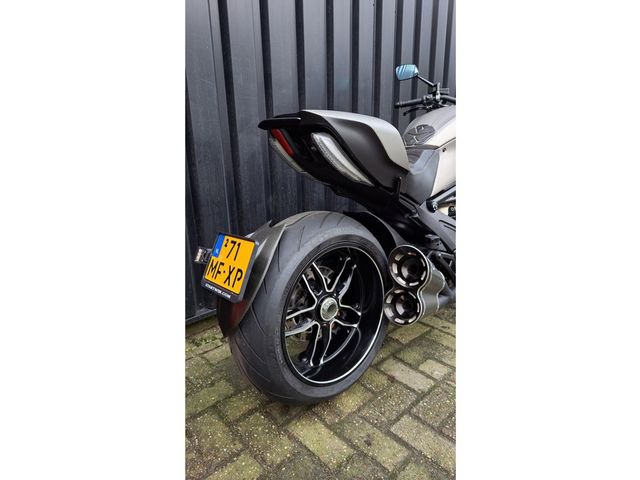 ducati - diavel-titanium