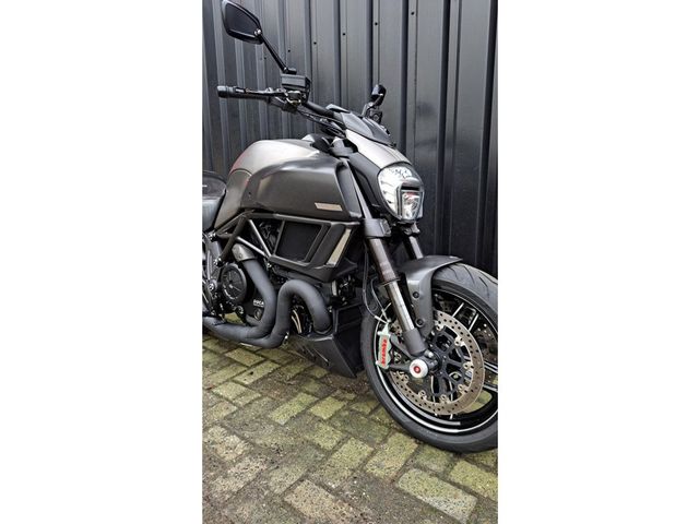 ducati - diavel-titanium