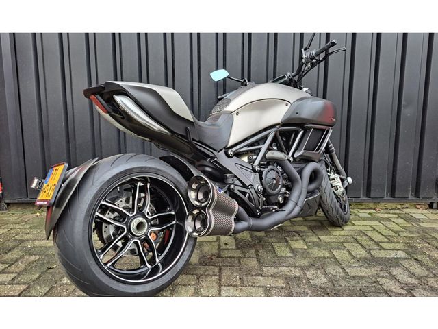 ducati - diavel-titanium