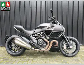 Ducati Diavel Dark 2016 occasion