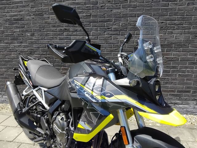 suzuki - v-strom-800