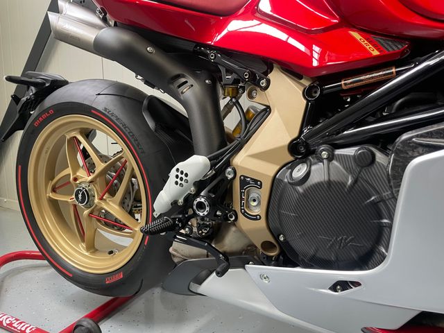 mv-agusta - superveloce-1000-oro