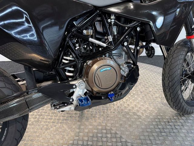 husqvarna - 701-supermoto
