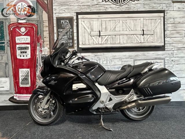 honda - st-1300-pan-european