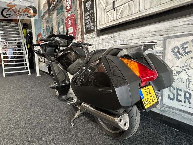 honda - st-1300-pan-european