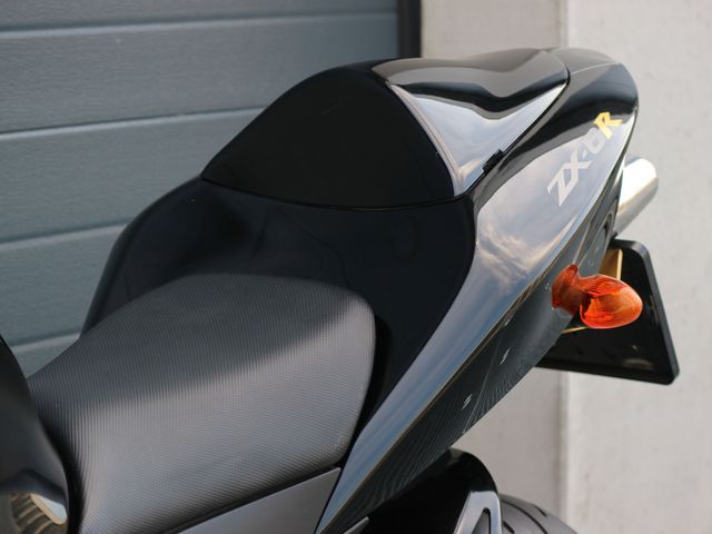 kawasaki - ninja-zx-6r