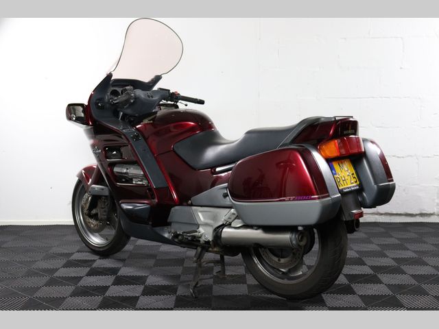 honda - st-1100-pan-european